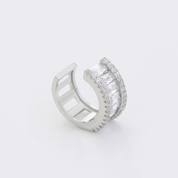 Ear Cuff Platinum Plated CZ Baguette Stone - Picture 6 of 10